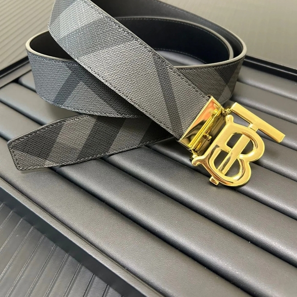 Burberry TB Men's Belt - Gold Bright Buckle with Rotating Design - Picture 4 of 5